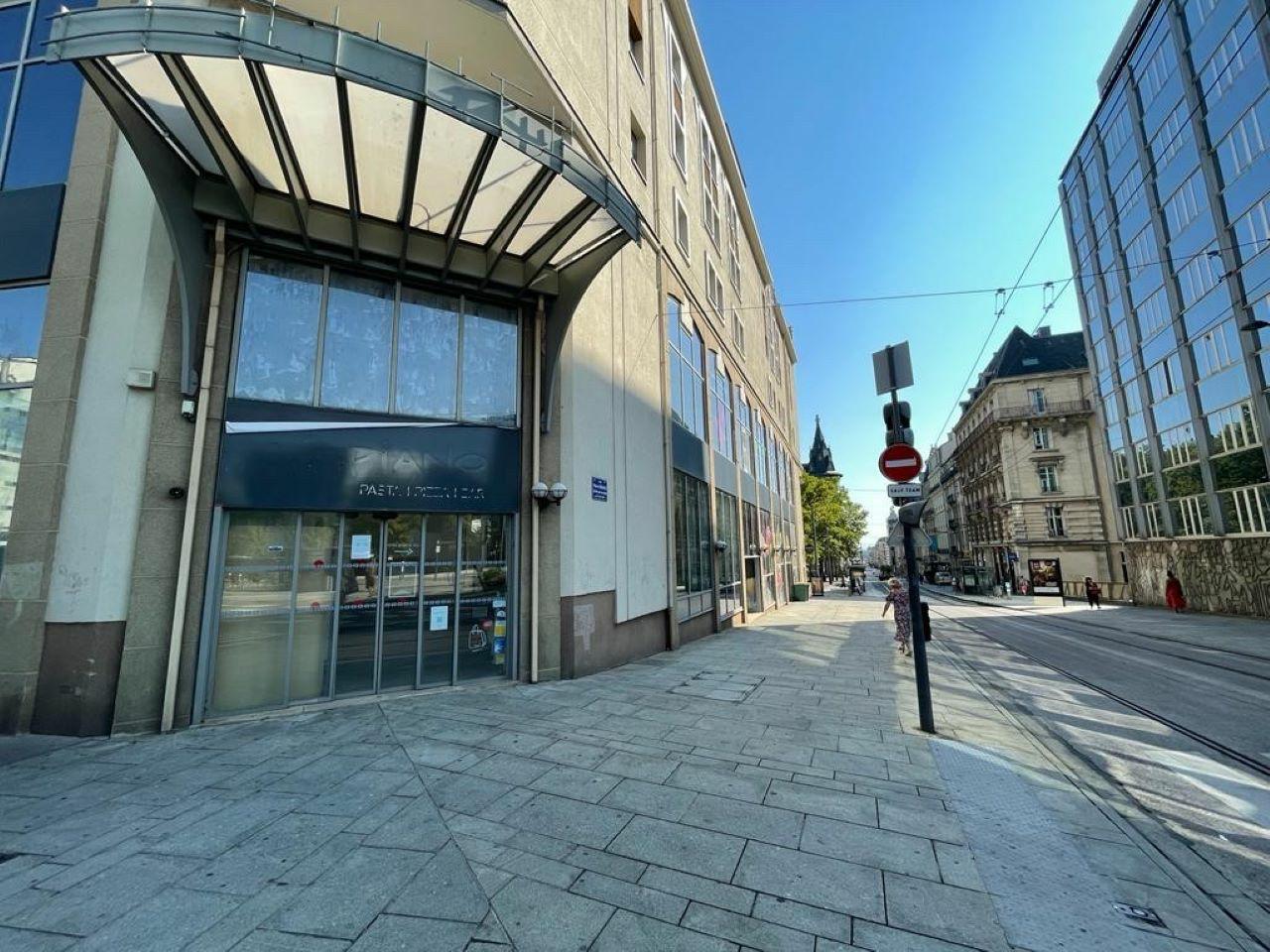 Commerce Nancy 983m² Location commerce Nancy Meurthe-et-Moselle OLCOM2204502 3